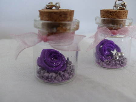 Flower jar charm 