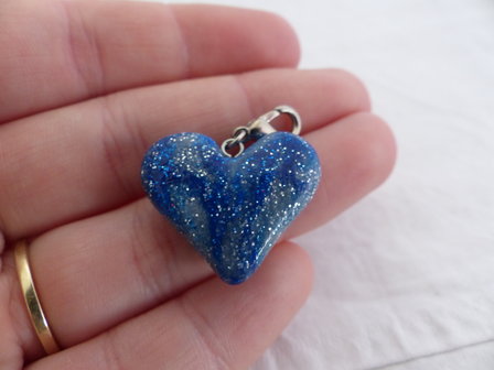 Handmade galaxy hart bedel - blauw