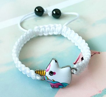 Armband wit met eenhoorn hoofdje