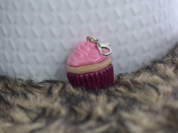 Handmade cupcake bedel - Candy shop