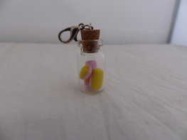 Handmade schuimblokken in glazen flesje