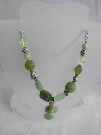 Korte groene ketting