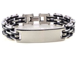 Heren armband zilver/zwart met metalen plaatje