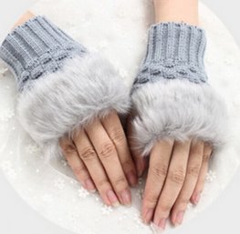 Handschoenen bont - Licht grijs